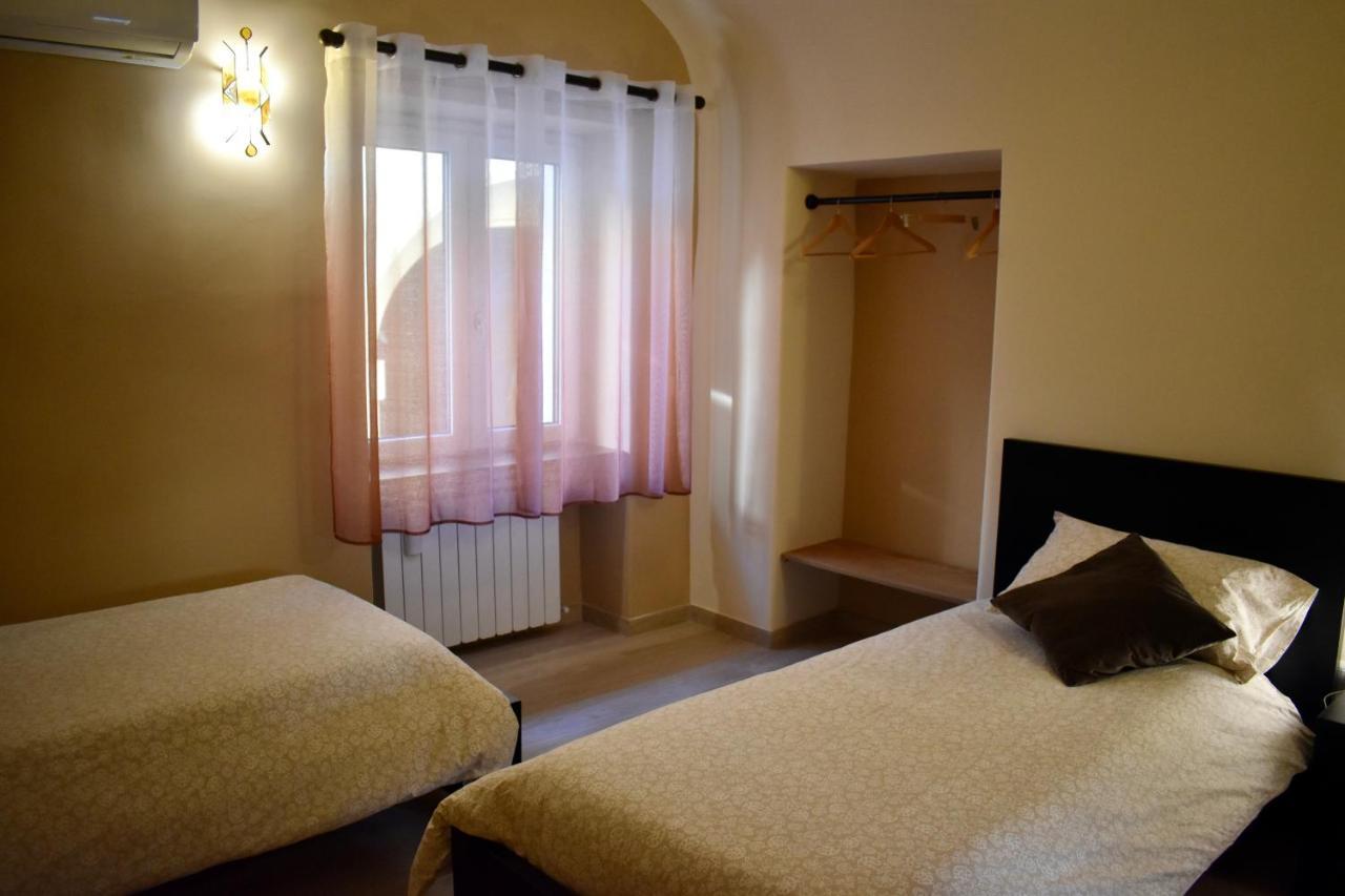 Dimora Normanna Bed and Breakfast Aversa Εξωτερικό φωτογραφία