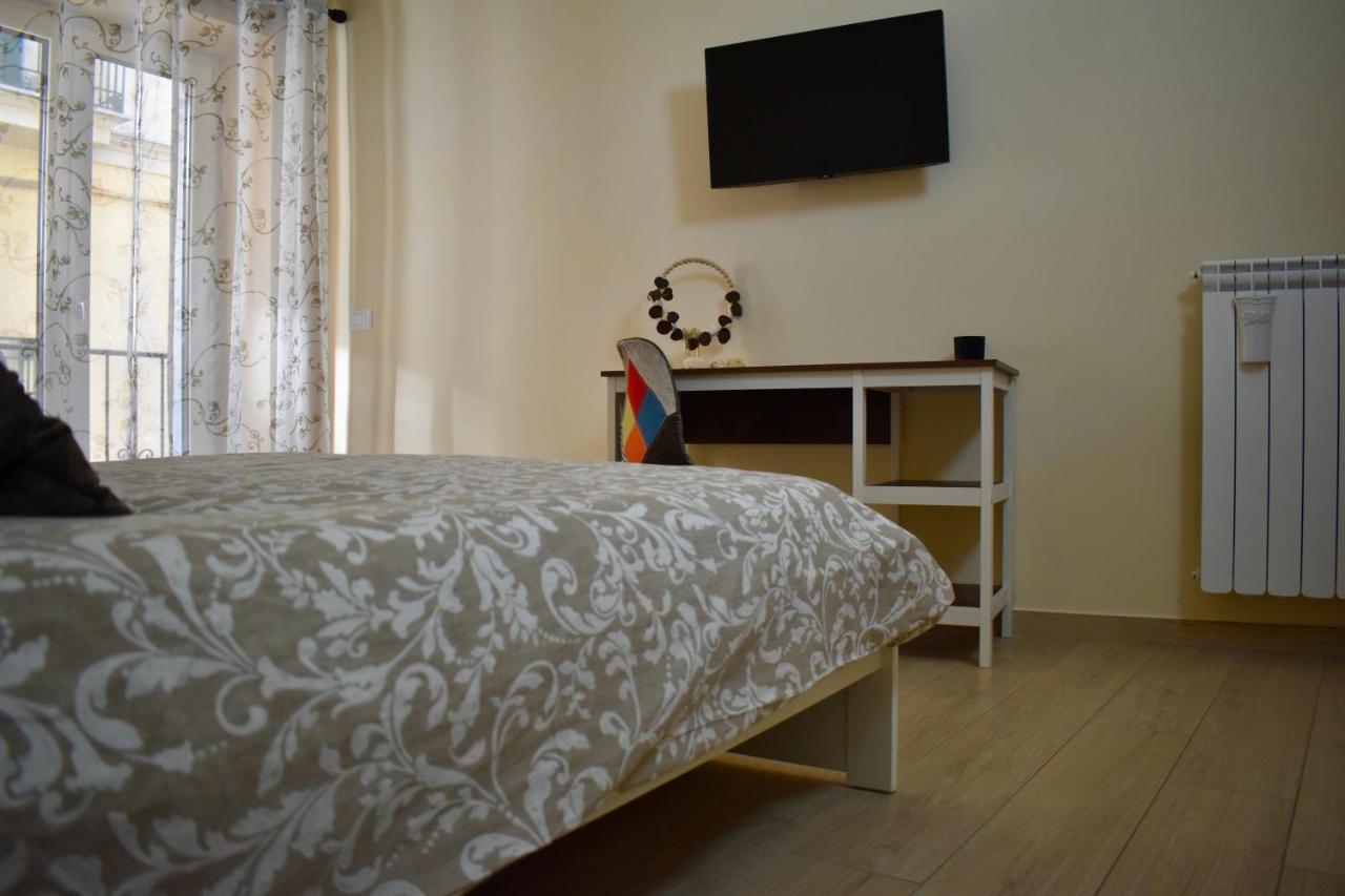 Dimora Normanna Bed and Breakfast Aversa Εξωτερικό φωτογραφία