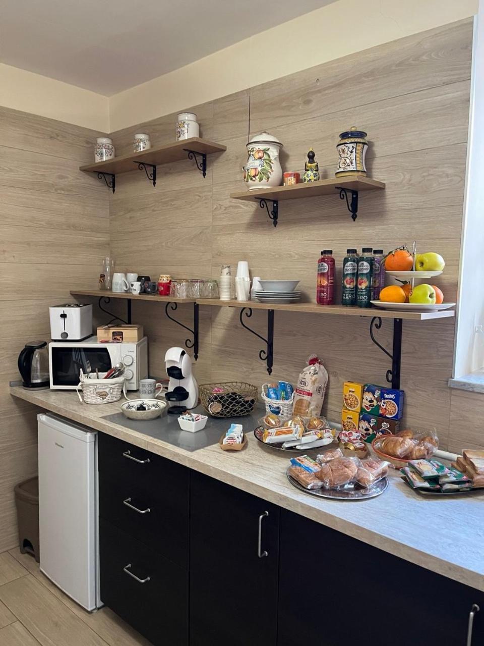 Dimora Normanna Bed and Breakfast Aversa Εξωτερικό φωτογραφία